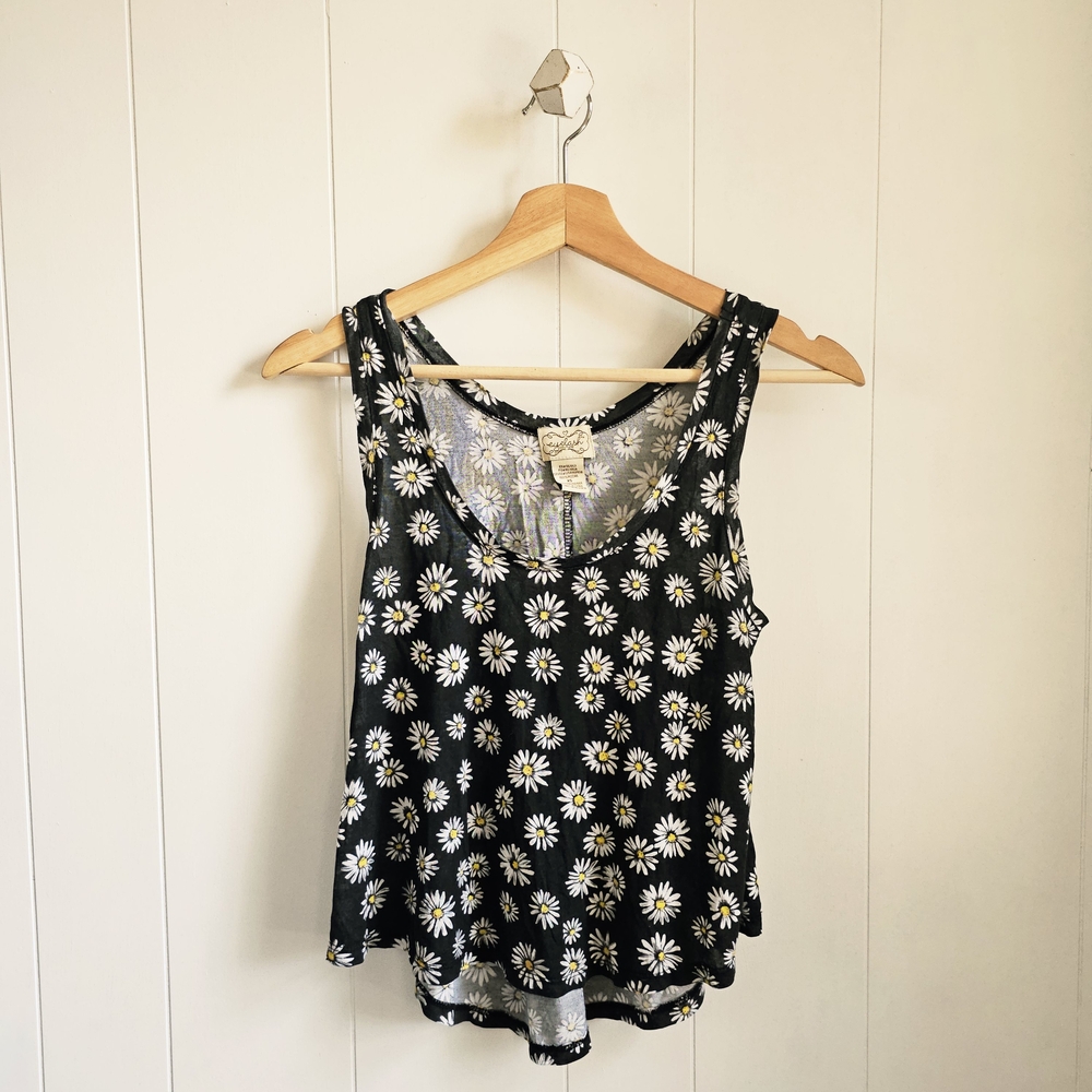 ☆ Flouncy Daisy Tank Top